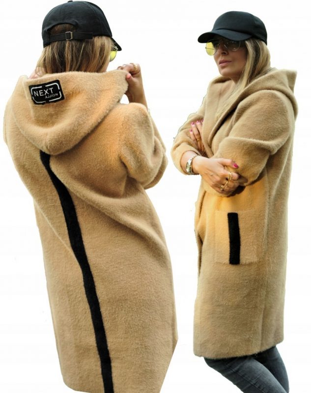 swetry z alpaki z kapturem